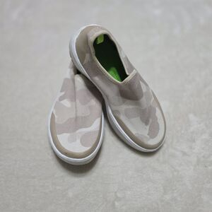 OOFOS Size 6 Camo Recovery Low-top Sneakers Shoes Q1-1282021-eeZee-3 Memory Foam